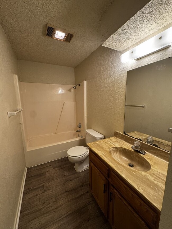2614 Bolivar St Unit 2612 Bolivar