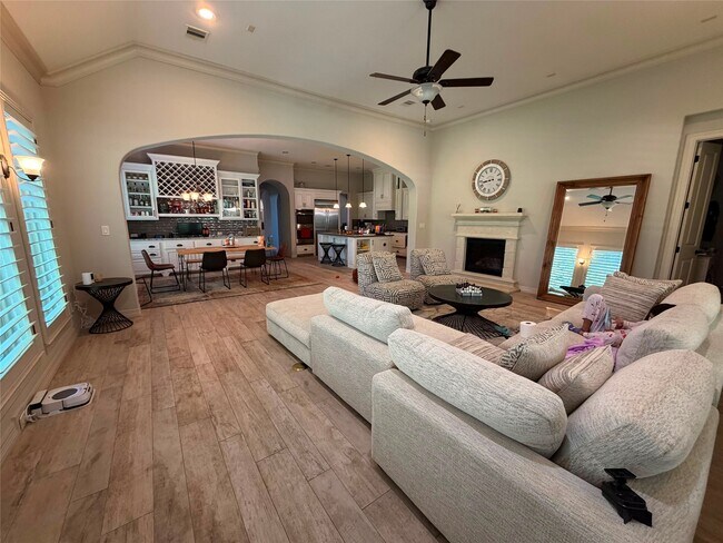 Photo - 31 Woodglade Way