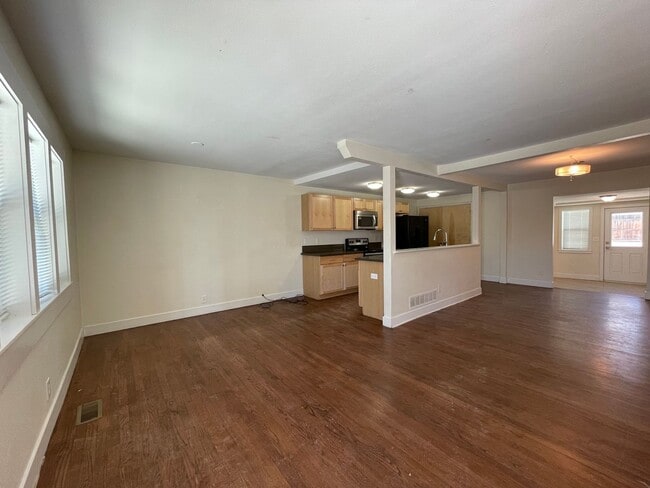 Photo - $0 DEPOSIT OPTION! 3 BED/2 BATH IN DELMAR PARKWAY