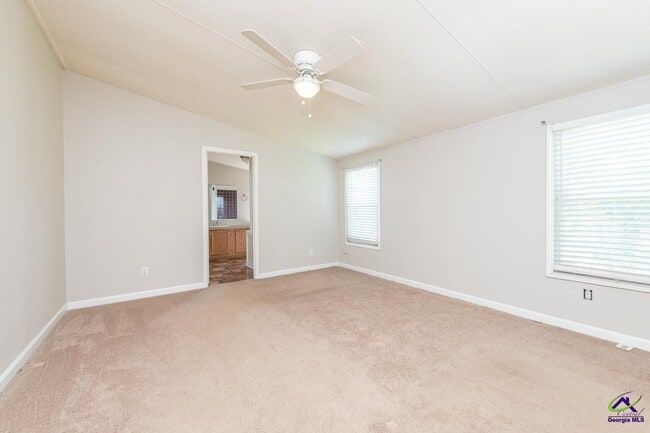 Photo - 137 Shamrock Cir