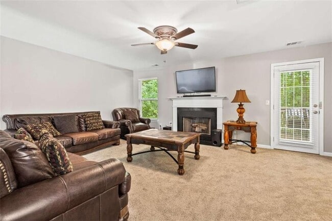 7155 Laurel Creek Dr