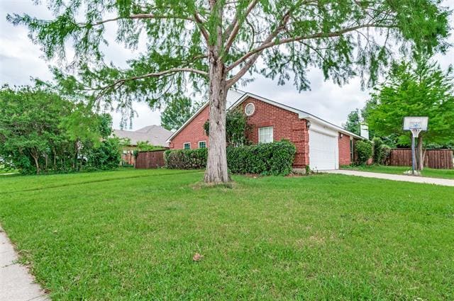 Building Photo - 528 Lester St