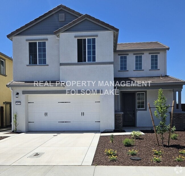 Building Photo - Coming Soon!! 3 Bedroom 2.5 bath corner lo... Rental