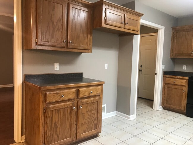 Photo - 230 Autumnwood Drive