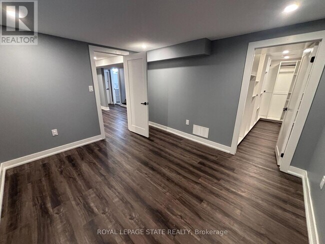 Photo - 185 Bonaventure Dr