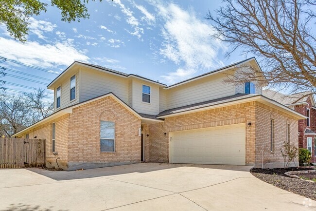 Building Photo - 3-BEDROOM HOME IN SHAVANO RIDGE