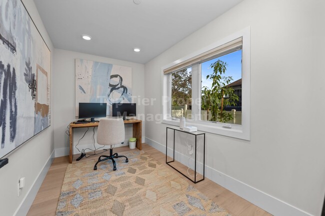 Photo - BRAND-NEW, FULLY-FURNISHED Luxury 3 bd / 3 ba Townhome in Coastal Carlsbad