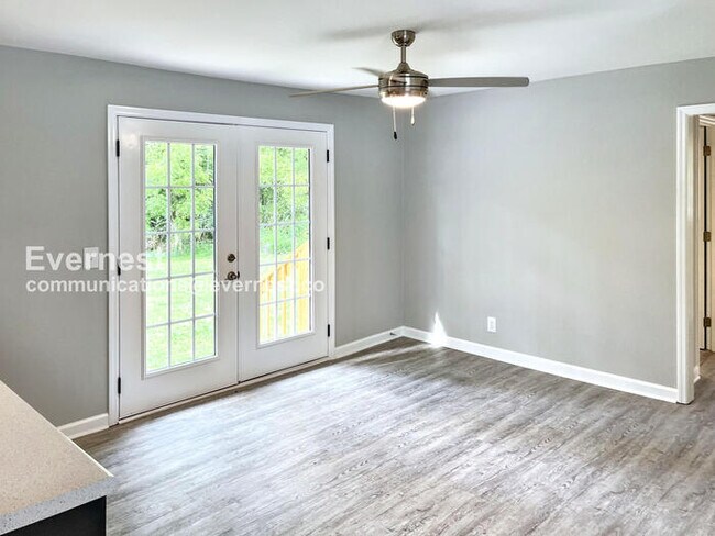 Photo - 5019 Suter Dr