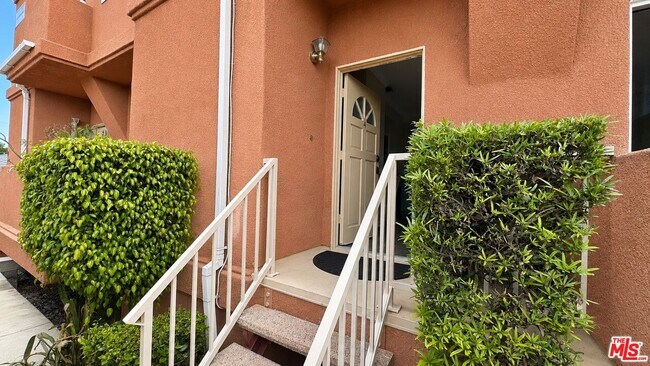 Photo - 14714 S Budlong Ave