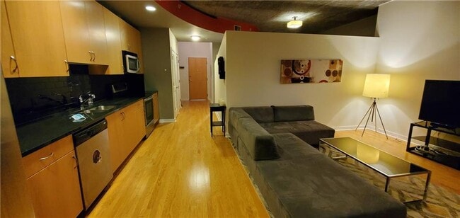 Photo - 400 W Peachtree St NW Unit 2907