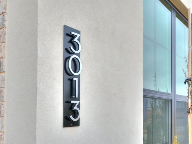 Photo - 3013 SW 133rd St