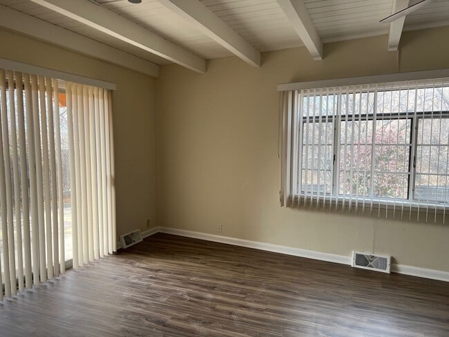 Photo - Charming Santa Fe Home For Rent - Walk to ...