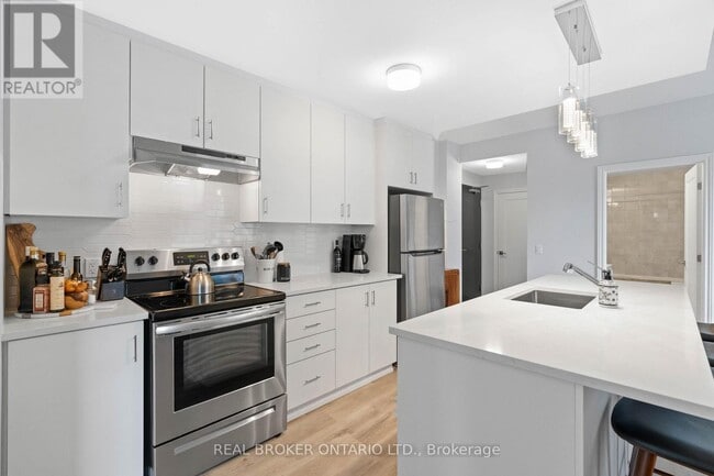 Photo - 1350 Hemlock Rd Unité 219