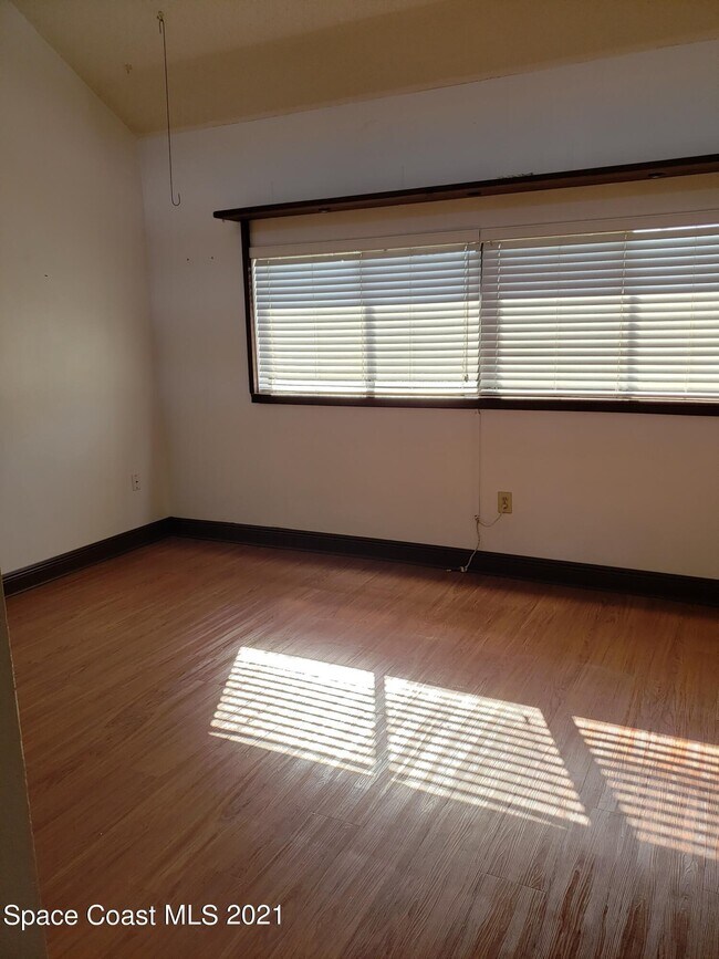Photo - 206 Pierce Ave