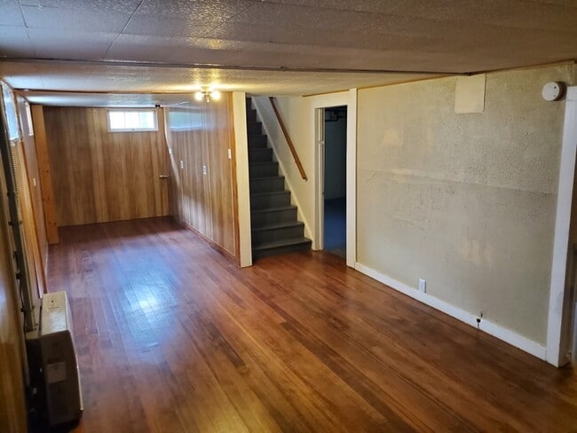 Photo - 1518 2nd Ave S
