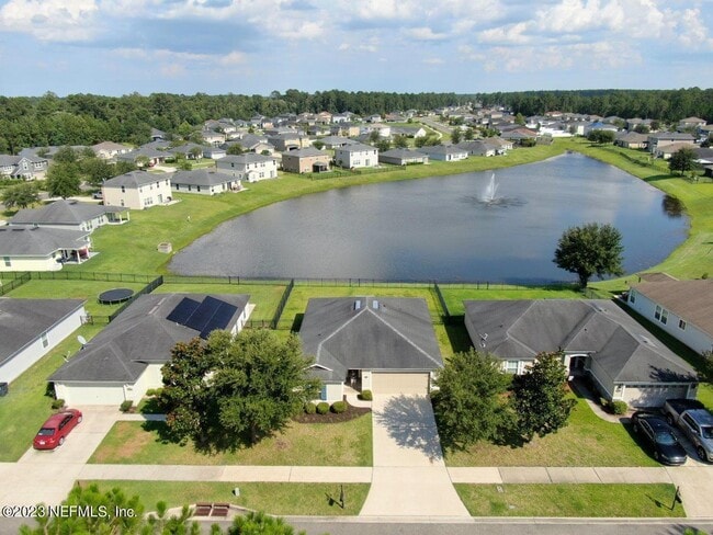 Photo - 77420 Cobblestone Dr