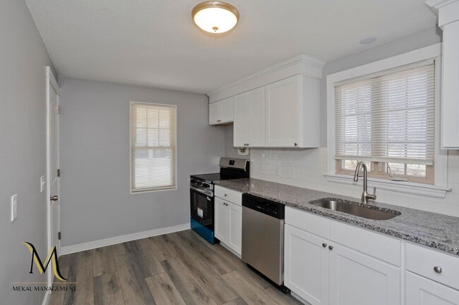 Photo - 3 Bedroom Single Family Home in East Forest Park Springfield, MA!