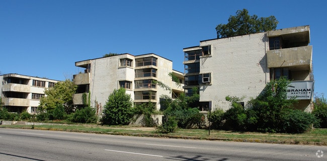 Photo - Grove Court Apartments