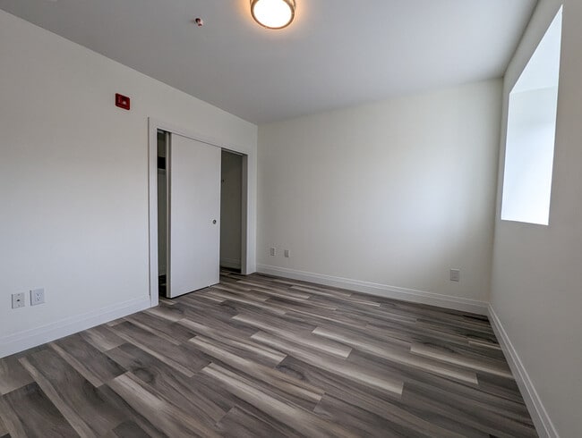 Photo - 144 Lucan Ave Unit 405