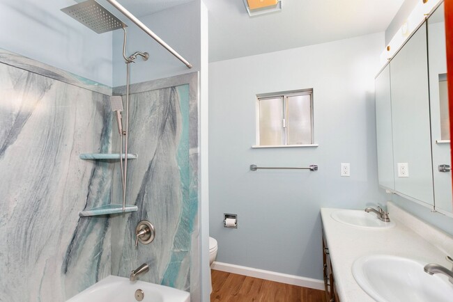 Photo - AVAILABLE FOR RENT – Beautiful 4BD / 3BA Home in Tacoma!