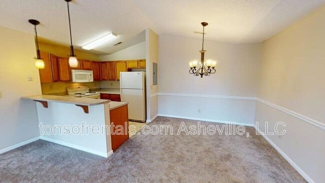 Photo - 157 Morningside Ln