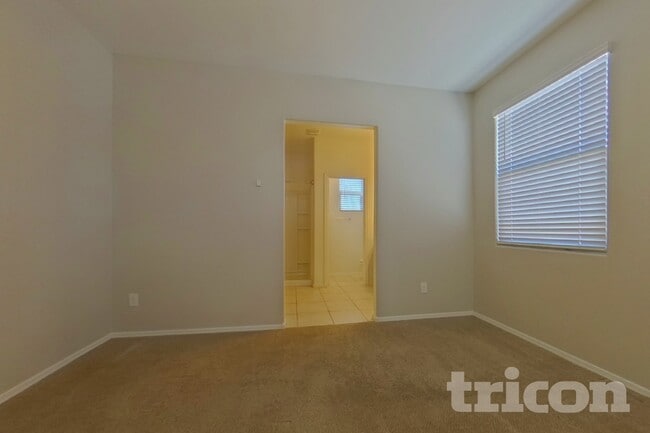 Photo - 30900 W Picadilly Rd