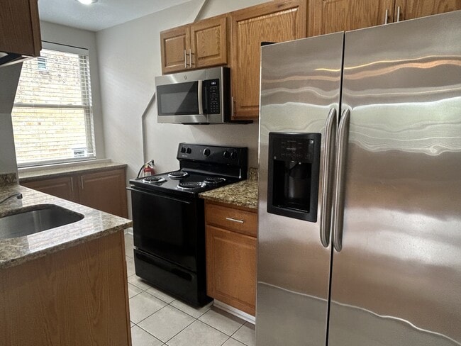 5931 Walnut St Unidad 301