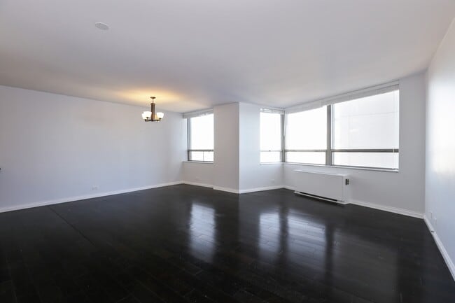 Photo - 5701 N Sheridan Rd Unit 22H