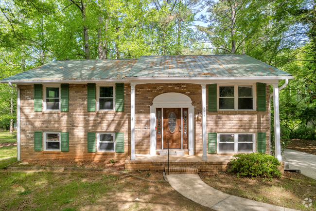 Building Photo - 360 Round Table Rd Rental