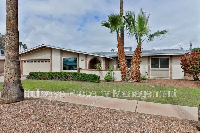 Photo - 2334 W Calle Iglesia Ave