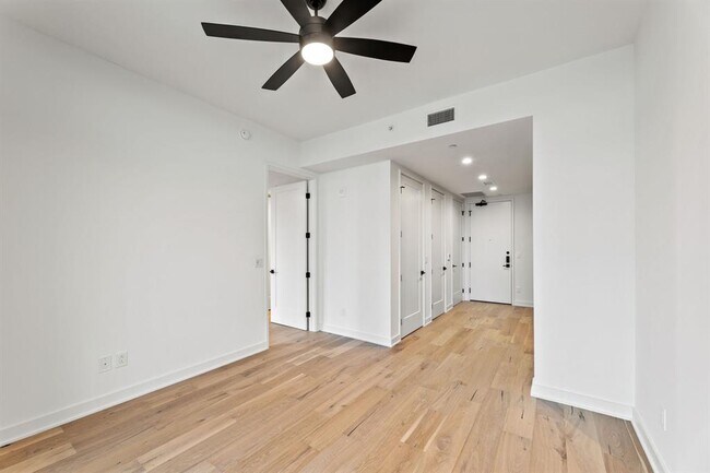Photo - 84 East Ave Unit 2108
