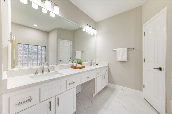 Photo - 11706 Canyon Breeze Dr