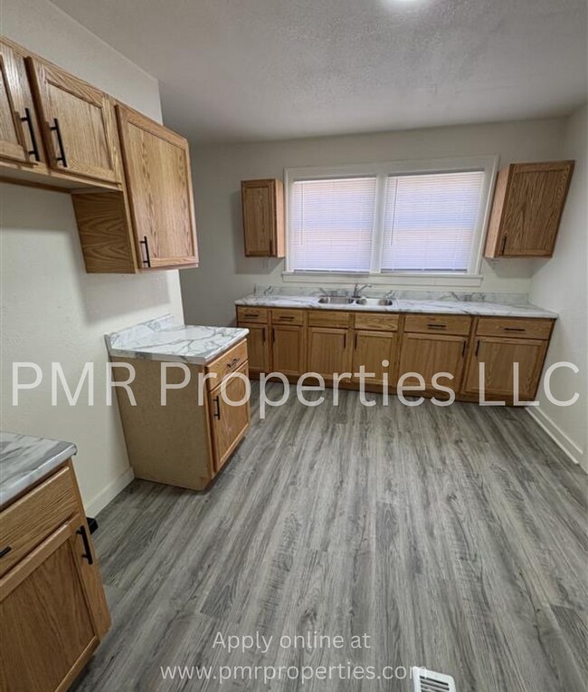 Photo - 3 Bedrooms/ 2 Bathrooms House