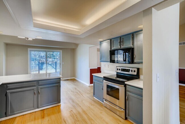 Photo - Evolve Real Estate: Gorgeous Ranch in Park View Neighborhood available for May 2nd Move in!