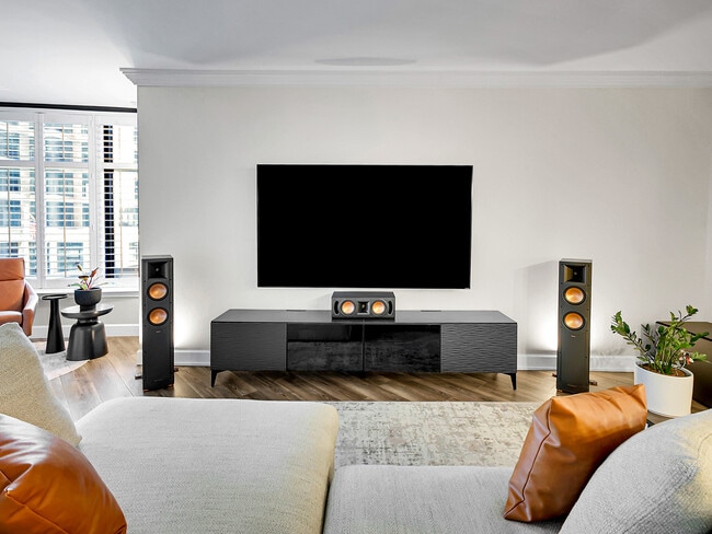 Photo - 8100 E Union Ave Unidad 201