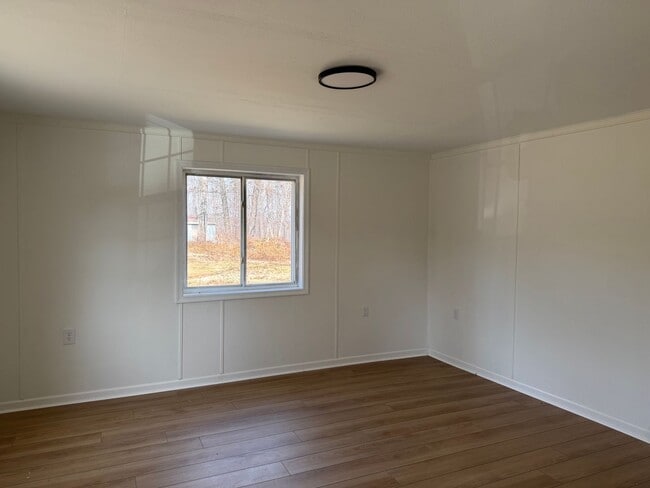 Building Photo - One Level House in Appomattox