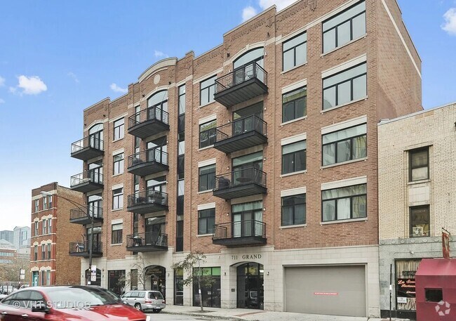 Building Photo - 711 W Grand Ave Unit 503 Rental