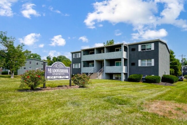 Meadowbrook Apartments - Meadowbrook Apartments