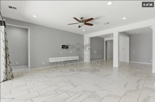 Photo - 1083 E Holland Park Dr