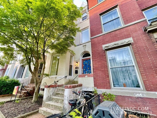 Building Photo - 68 V St NW Unit #1