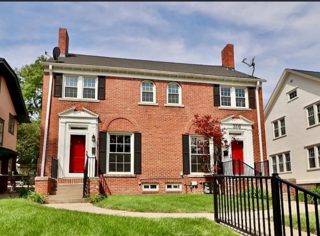 Building Photo - 316 S 50th Ave