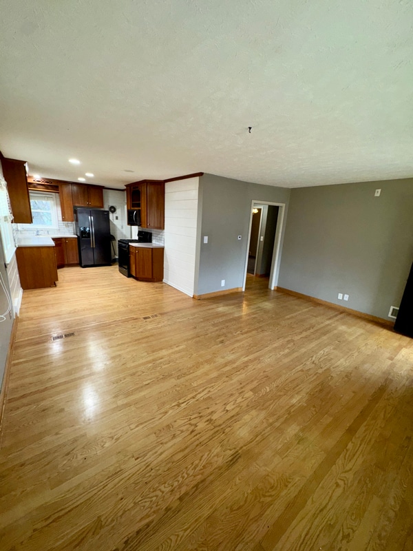 Photo - 2116 S 49th Ave