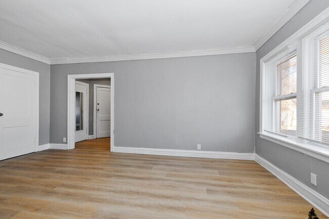 Photo - 7956 S Normal Ave