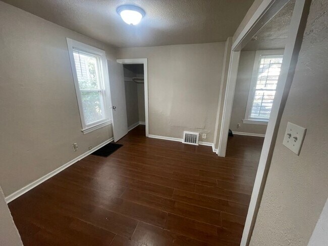 Photo - 3BR/2B house with backyard ($350 Move-in fee)