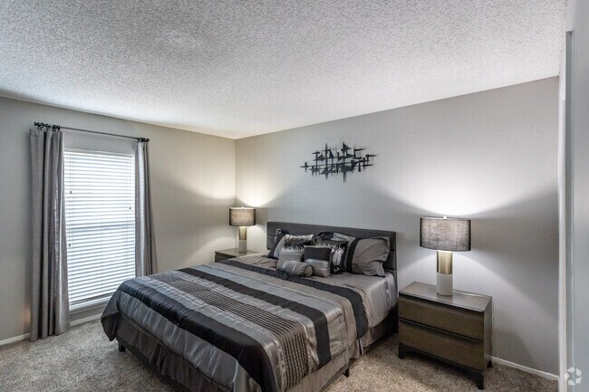 2BR, 1.5BA - Oak - 1080SF - Primary Bedroom
