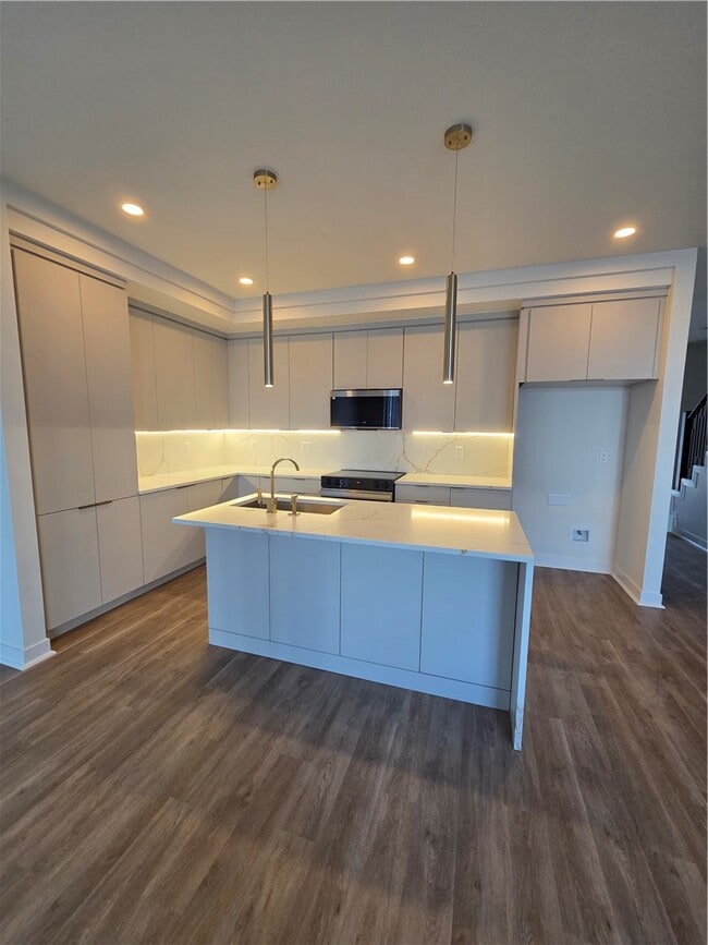 Photo - 1104 Emilia Ave