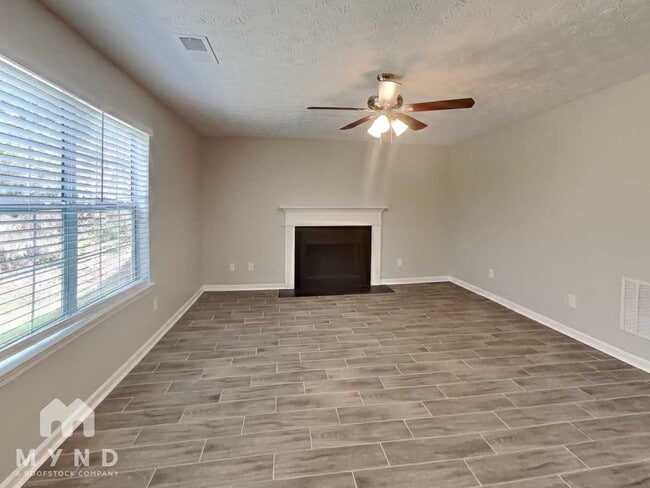 Photo - 1769 Cutters Mill Way