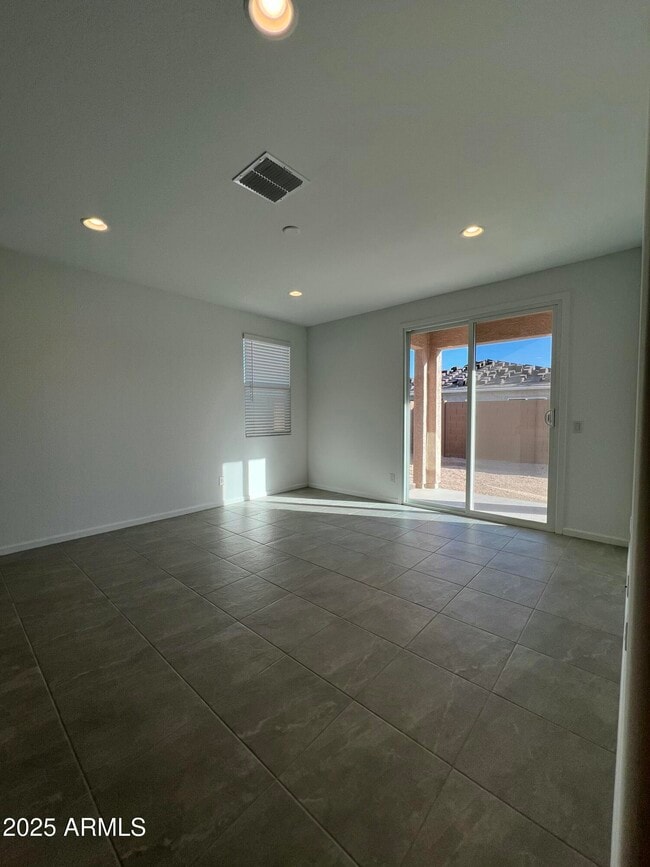 Photo - 23189 W Marguerite Ave