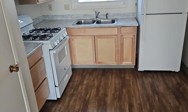 Photo - 8980 Blackberry St