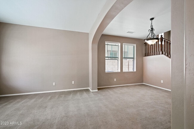 Photo - 1165 E Gail Dr